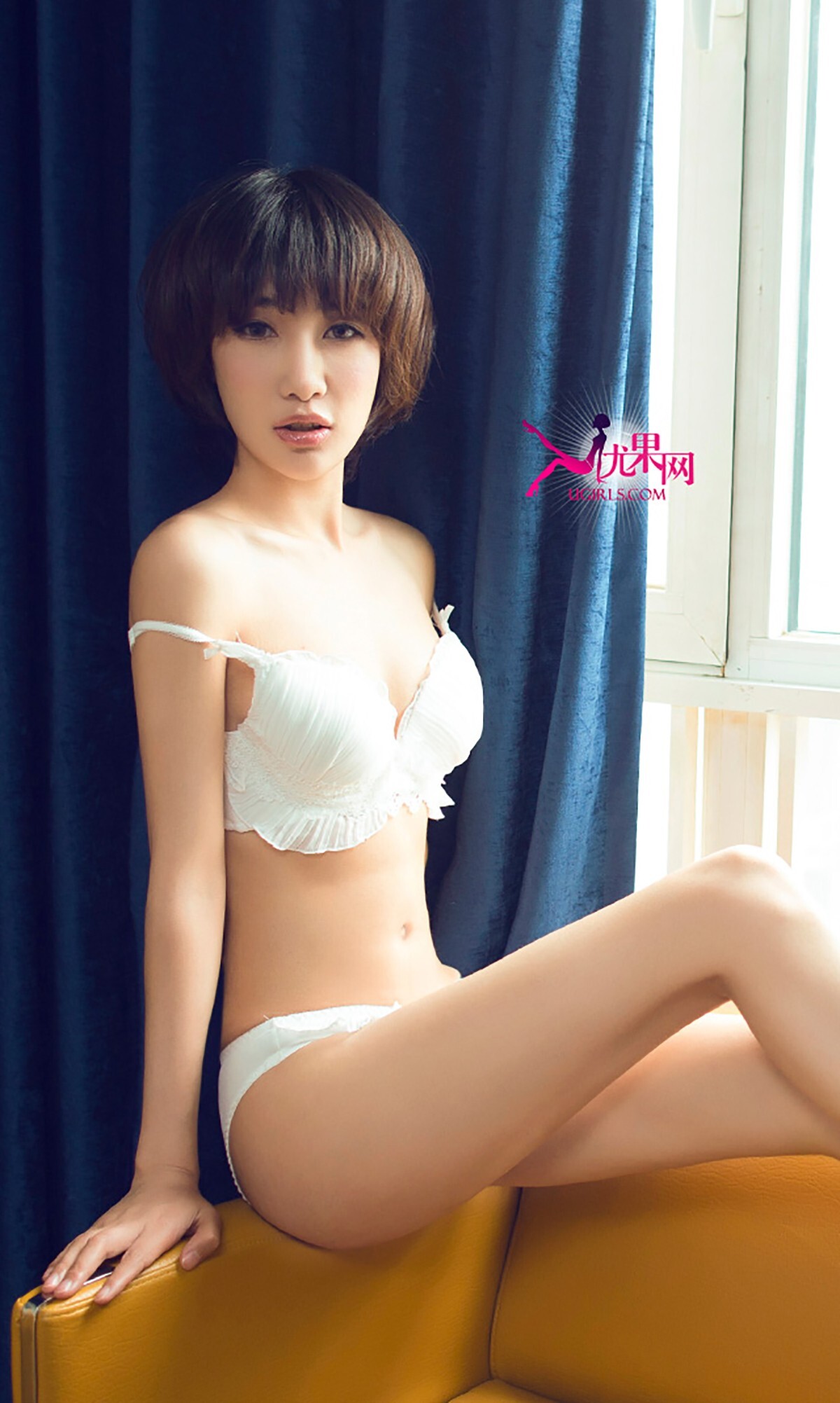 [Ugirls]爱尤物 2015 No.004 小清新的性感 张梓瑗